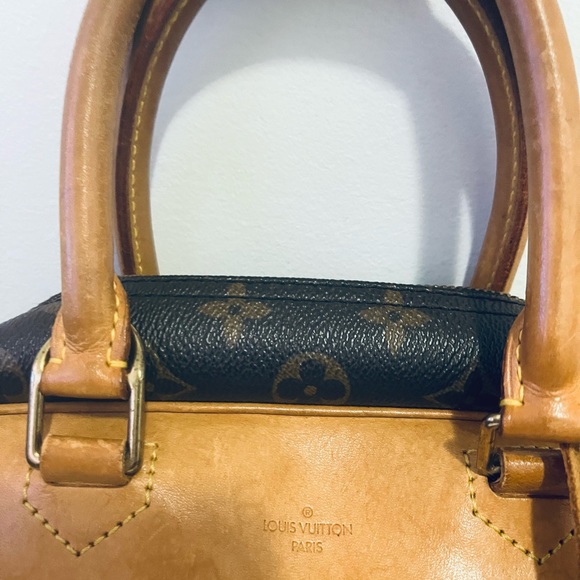 Louis Vuitton Deuville - Picture 3 of 8